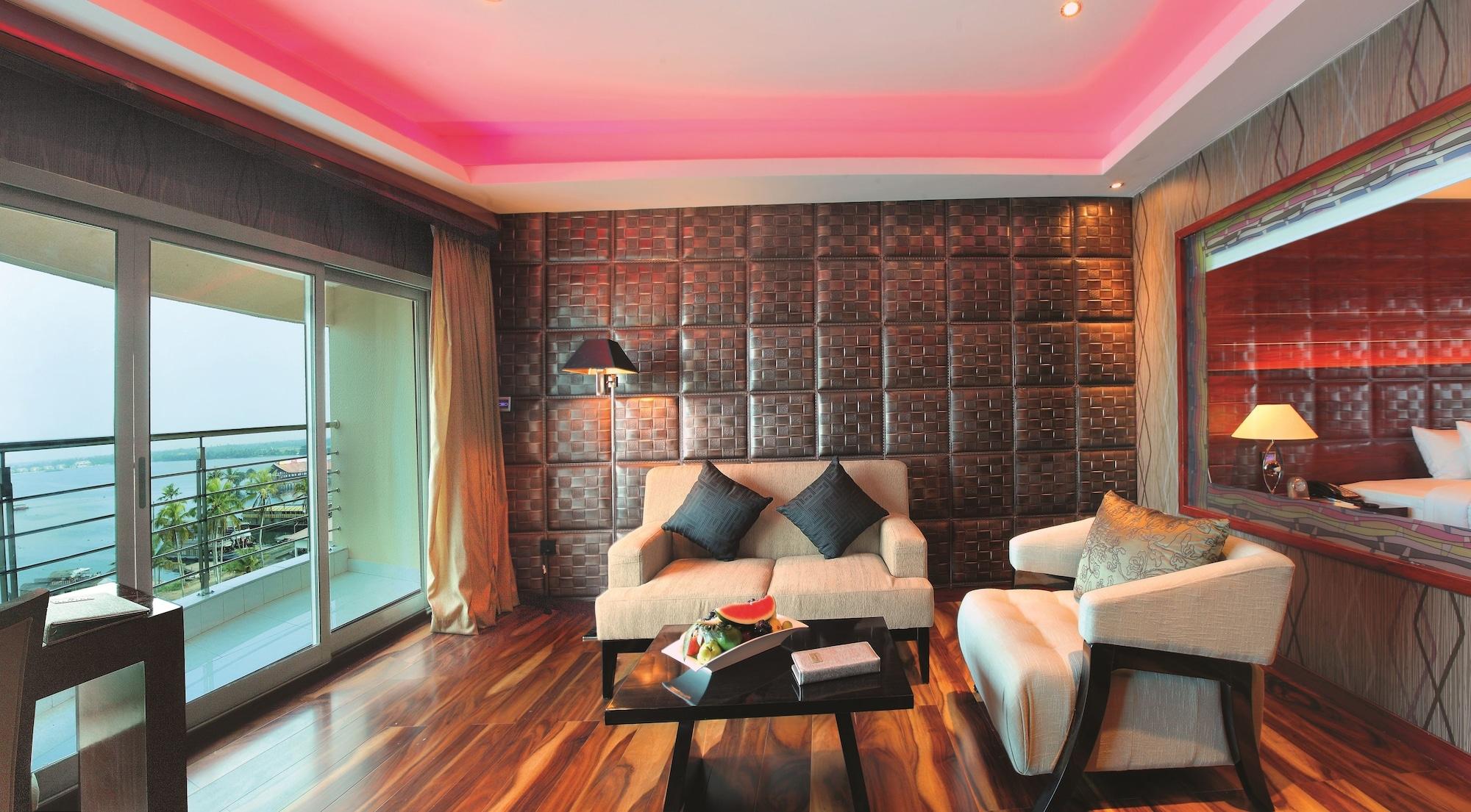 Ramada By Wyndham Alleppey Alappuzha Buitenkant foto