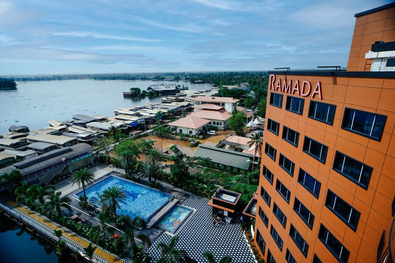 Ramada By Wyndham Alleppey Alappuzha Buitenkant foto