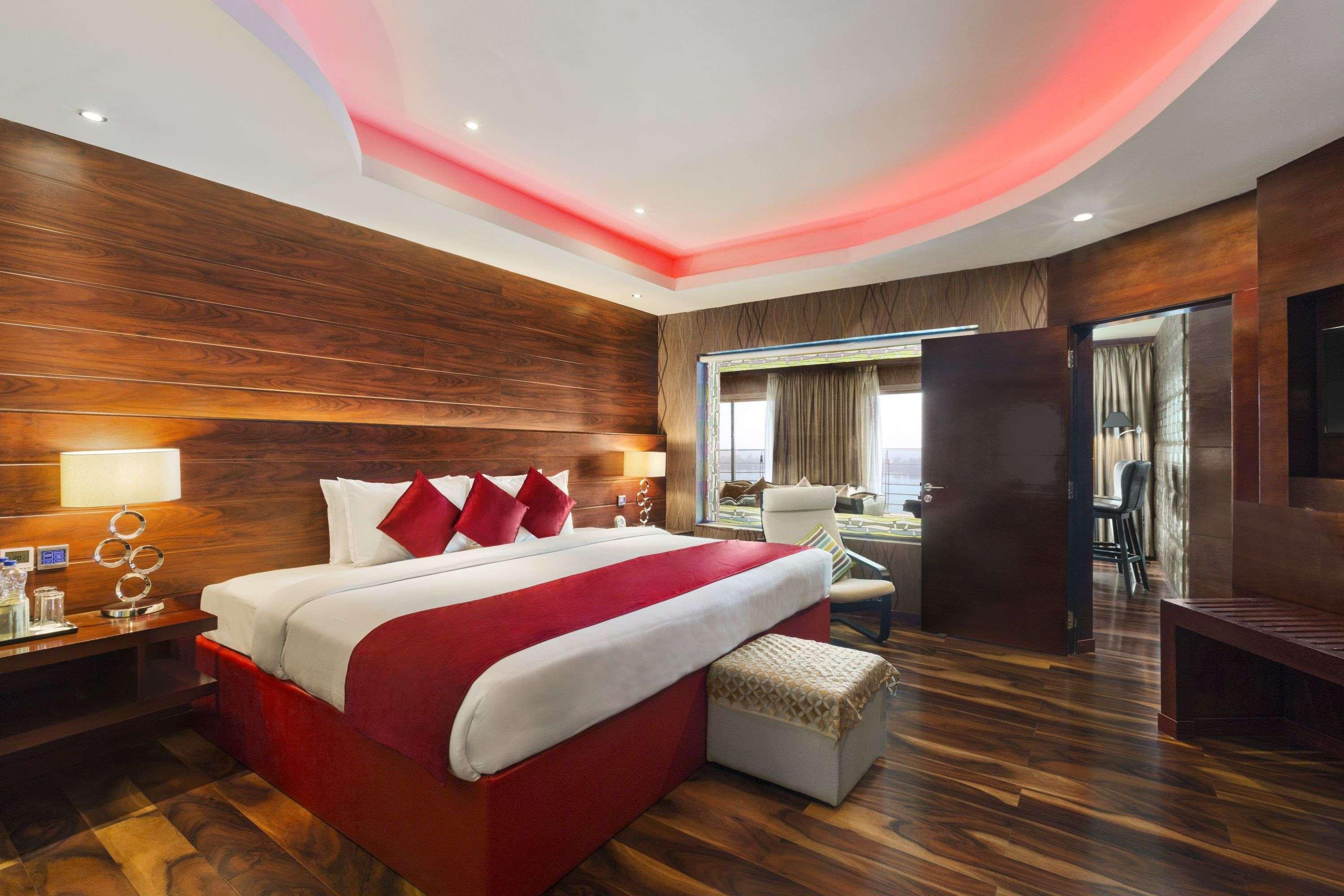 Ramada By Wyndham Alleppey Alappuzha Buitenkant foto